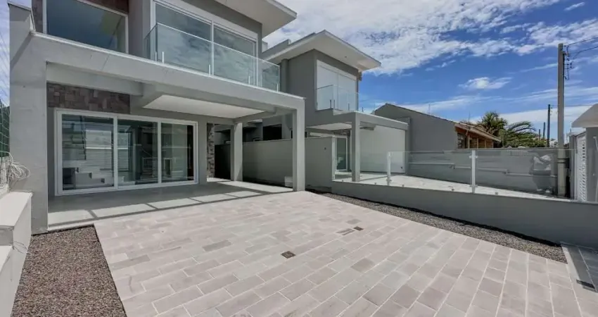 Casa com 3 quartos à venda na José Miltom Lopes, 367, Zona Nova, Capão da Canoa