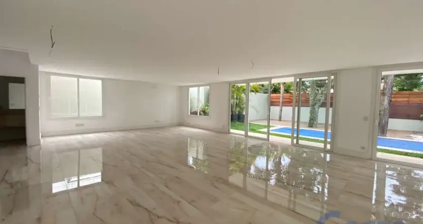 Casa de Condomínio em Brooklin Novo - São Paulo, SP