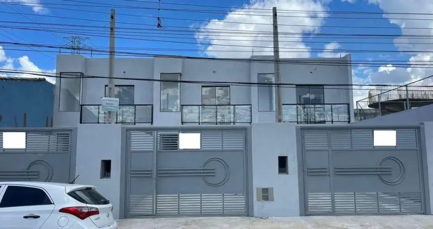 Sobrado com 2 dormitórios à venda, 92 m² por r$ 460.000 - vila maria de maggi - suzano/sp