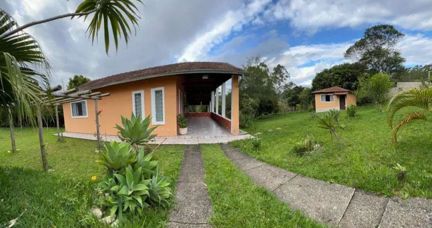 Chácara com 2 dormitórios à venda, 3000 m² por r$ 440.000,00 - pouso alegre - santa isabel/sp