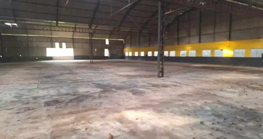 Galpão iindustrial zoneamento zup 1 à venda, 2000 m² por r$ 3.960.000  - igaratá/sp