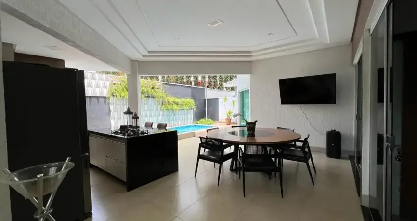 Sobrado Jardins Mônaco com 340 m² e 5 quartos com 4 suítes. Aparecida de Goiânia