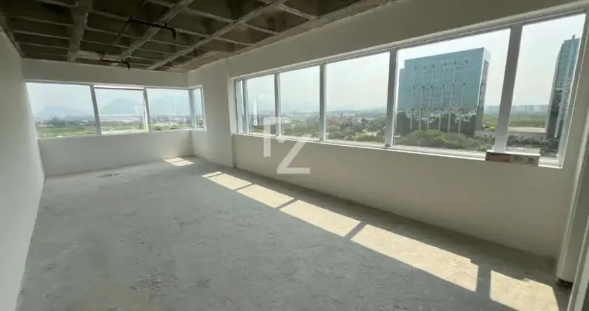 Sala comercial com vista ÚNICA - Oportunidade no Península Office