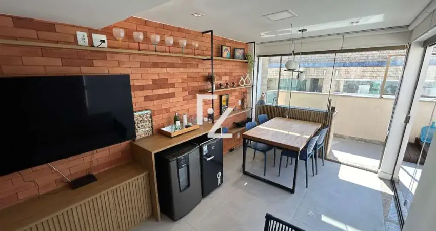 Cobertura cinematográfica na Freguesia com 166m², piscina e área gourmet