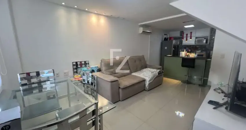 Casa à venda e para alugar em Rio de Janeiro, Jacarepaguá, com 2 suítes, com 80 m²