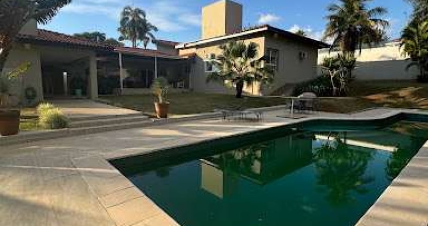 Casa com 4 dormitórios à venda, 585 m² por R$ 5.000.000,00 - Parque Residencial Paineiras - Bauru/SP