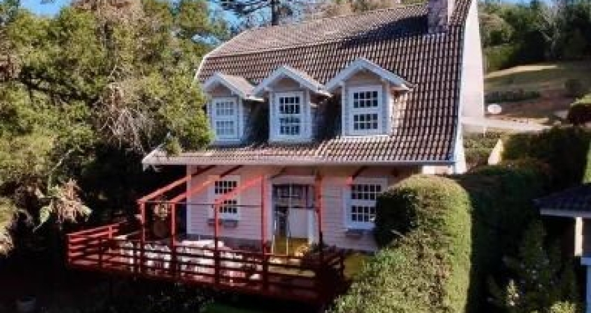 Casa com 4 quartos à venda na Rua Tadeu Rangel Pestana, Recanto do Fojo, Campos do Jordão