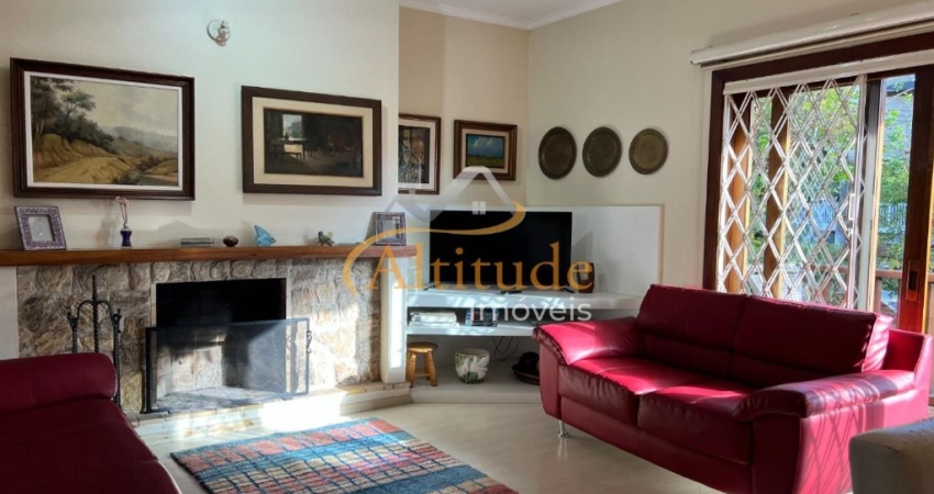 Apartamento amplo, bem distribuído e com localização excepcional no centro de Capivari