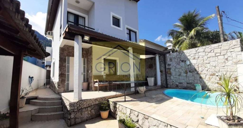 Duplex à venda, no Bosque dos Esquilos,  em Rio de Janeiro, Anil, com 3 quartos, 160m²