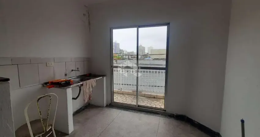 Apartamento duplex a venda na praia grande, bairro aviação, com 2 quartos e sacada