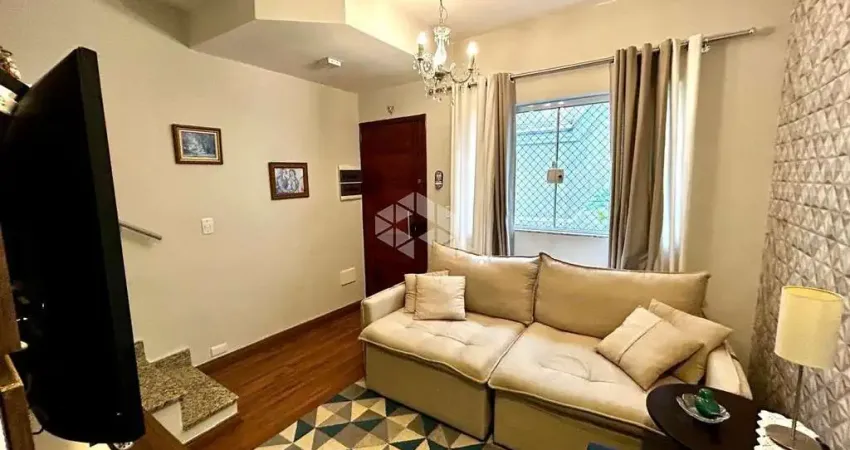 Casa à venda na vila carrão, 1 vaga de garagem, condomínio fechado.