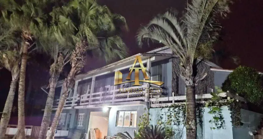 Casa 600m² em terreno de 1.200m² no Condomínio Morada do Sol na Aldeia da Serra à venda por R$ 1.650.000,00