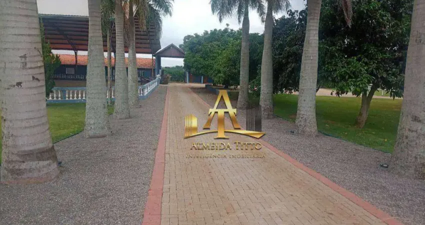 Fazenda com 5 salas à venda na Praça Chico Vieira, 20, Centro, Quadra
