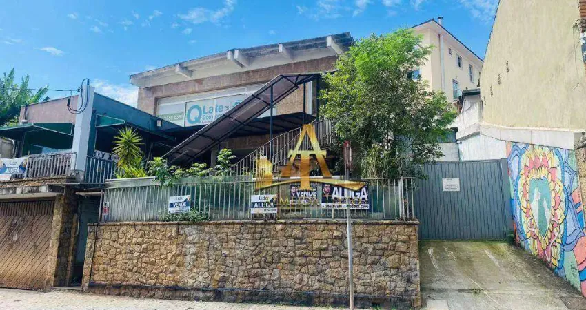 Casa com 3 dormitórios à venda, 400 m² por R$ 2.555.000,00 - Jardim dos Camargos - Barueri/SP