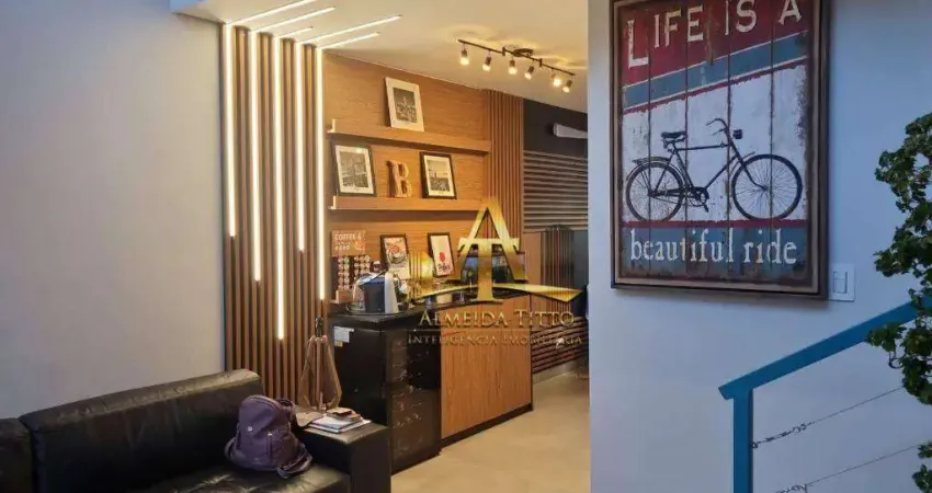 Casa triplex à venda com 2 dormitórios e 2 suítes na Granja Viana - Condomínio Gran Loft