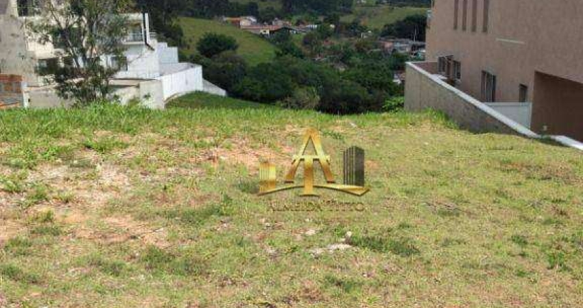 Terreno declive à venda no Condomínio New Ville - Santana de Parnaíba - SP