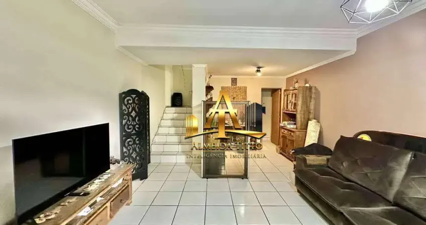 Casa à Venda no Jardim Rebelato em Cotia (Km 21 Rap. Tavares) - Sobrado com 2 Dorms em final de rua!