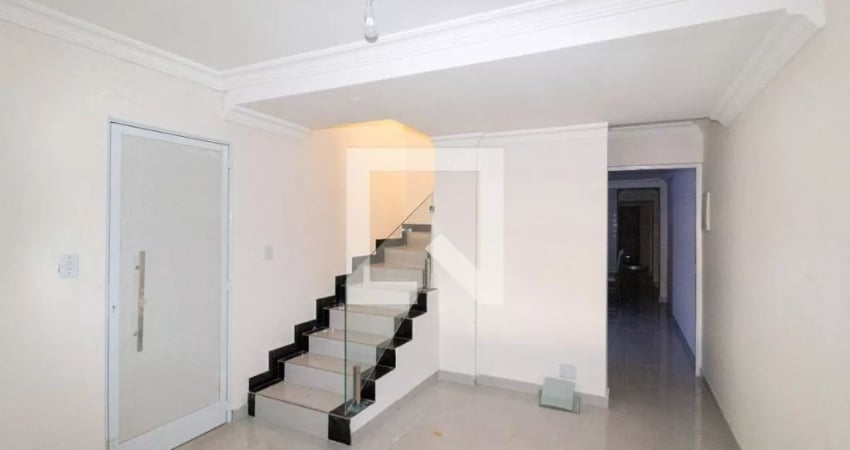 Casa à venda com 250m², 4 quartos e 2 vagas de garagem