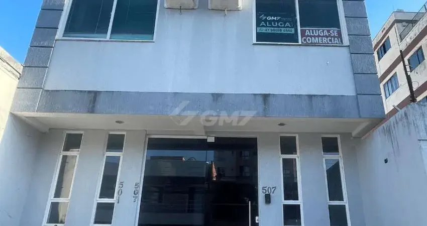 Sobrado  Comercial para locação Anual nas Nações em  Balneário Camboriú