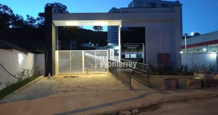 Apartamento com 2 dormitórios para alugar, 48 m² por R$ 810,00/mês - Pqe Independencia - Juiz de Fora/MG