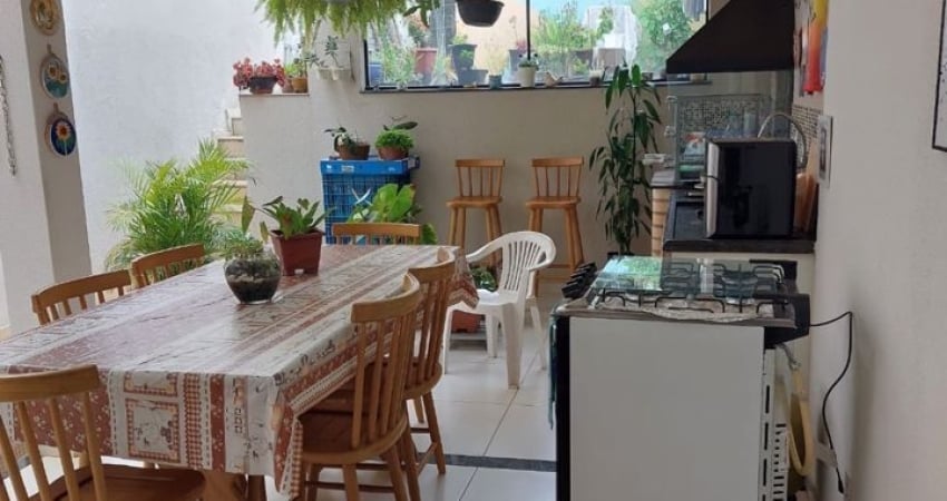 Casa com 2 quartos à venda na Rua Octacílio F de Souza, Parque Jambeiro, Campinas