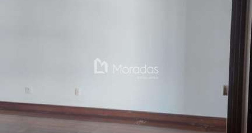 Apartamento com 3 quartos para alugar no Centro, Campos dos Goytacazes 