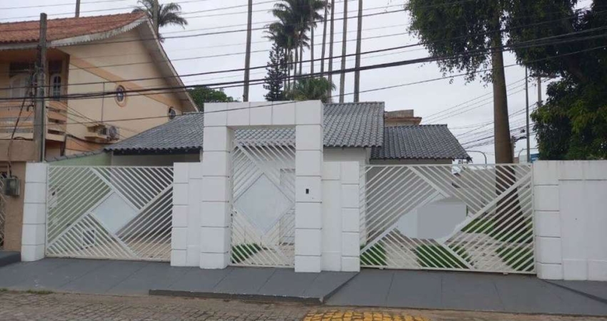 Casa com 3 quartos à venda no Horto Municipal, Campos dos Goytacazes 