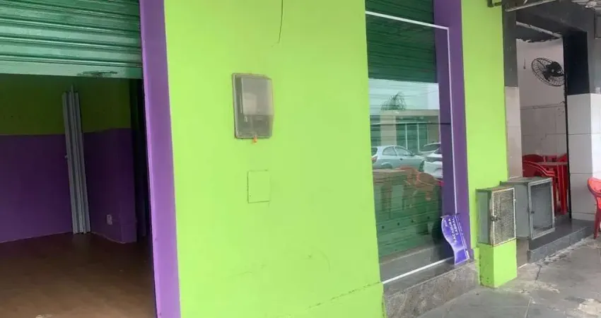 Casa comercial com 1 sala para alugar no Centro, Campos dos Goytacazes 