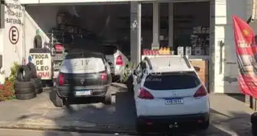 Casa comercial à venda no Caju, Campos dos Goytacazes 