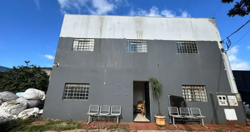 Locação Barracão Comercial/Industrial no Bairro Cidade Industrial