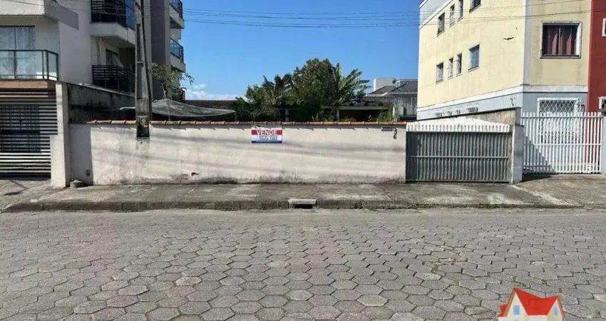 Terreno c/area 360,00 m2 (calcado)+ residencia em alvenaria c/laje no bairro aventureiro!