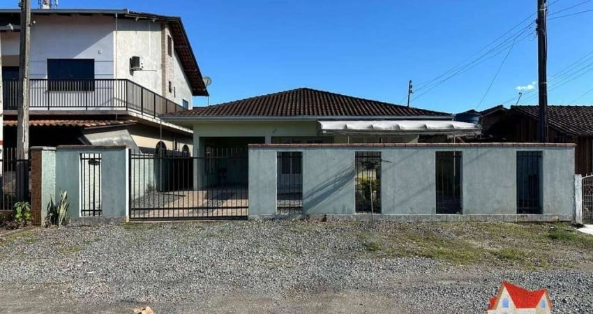 Residencia em Alvenaria C/02 Quartos + Edicula e Tereno C/360 m2 No Aventureiro!