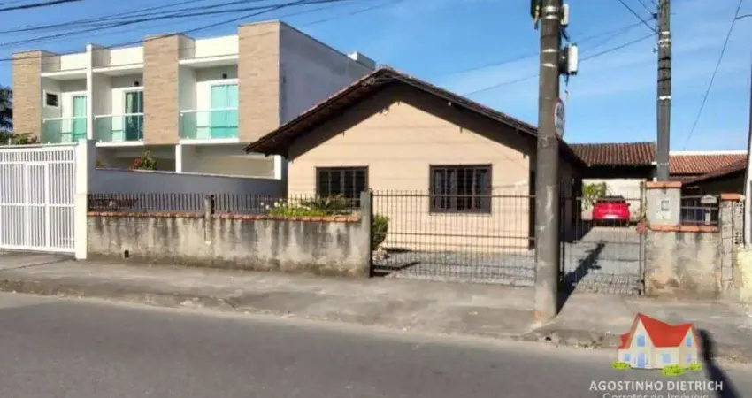 Residencia em alvenaria c/forro +terreno c/area de 370,00 m2 no bairro aventureiro!