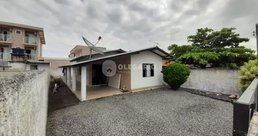 Casa com 2 quartos à venda na Praia de Armação do Itapocorói, Penha