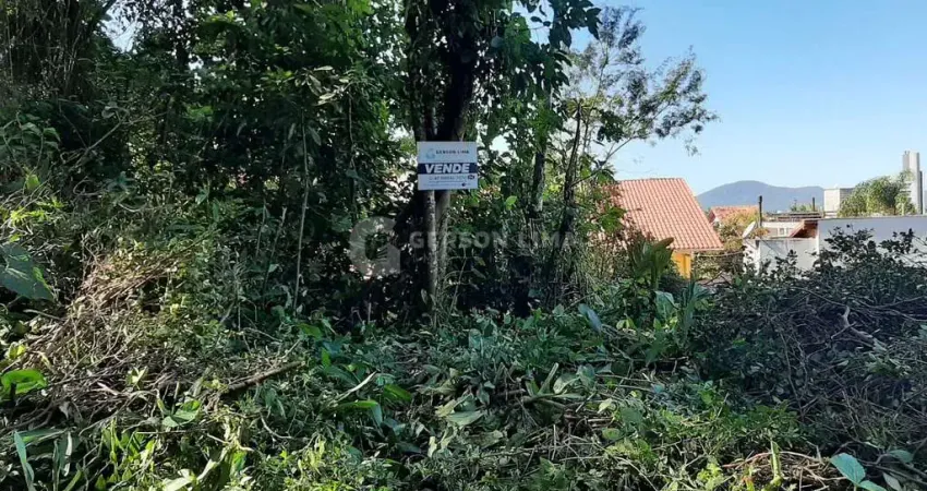 Terreno à venda no Centro, Penha 
