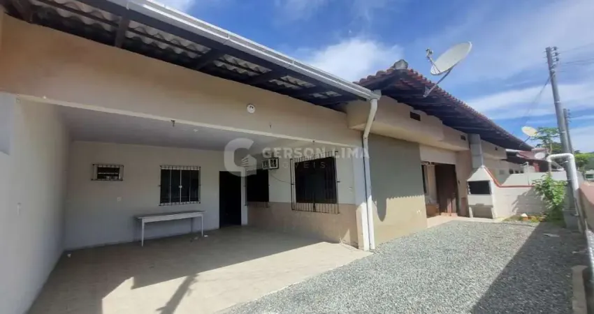 Casa com 3 quartos à venda no Centro, Penha