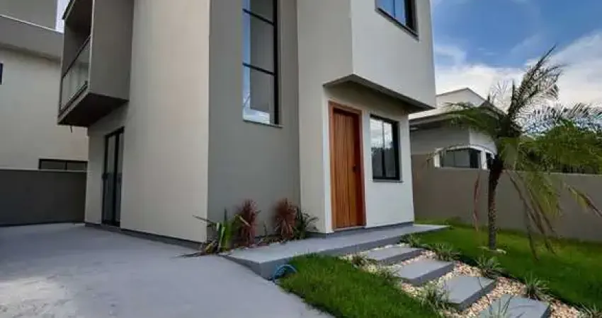 Sobrado para Venda em Palhoça, Bela Vista, 2 dormitórios, 2 suítes, 3 banheiros, 2 vagas