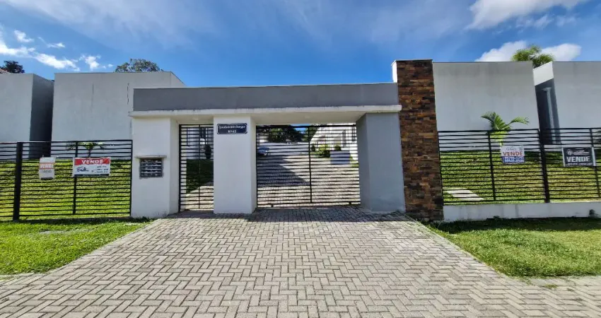 Casa Condomínio Fechado Jd Nezita 3 quartos suíte