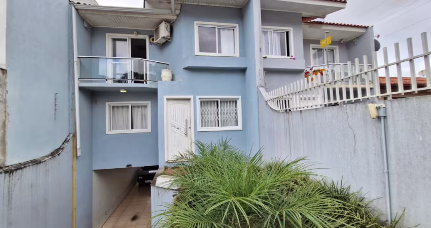 Sobrado Santa Cândida com suíte