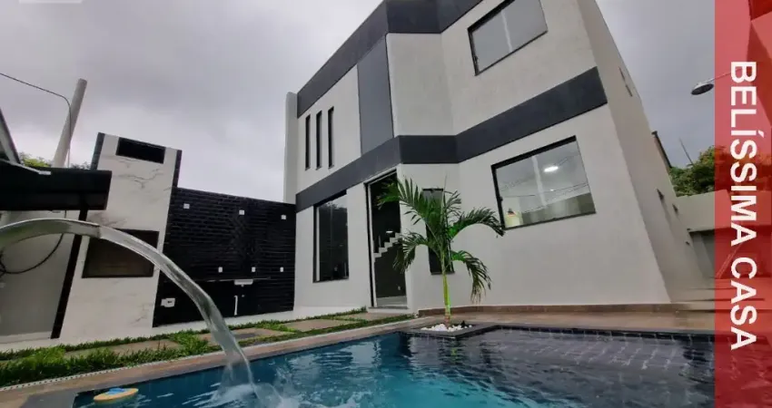 BELÍSSIMA CASA EM COND: FECHADO VARGEM PEQUENA