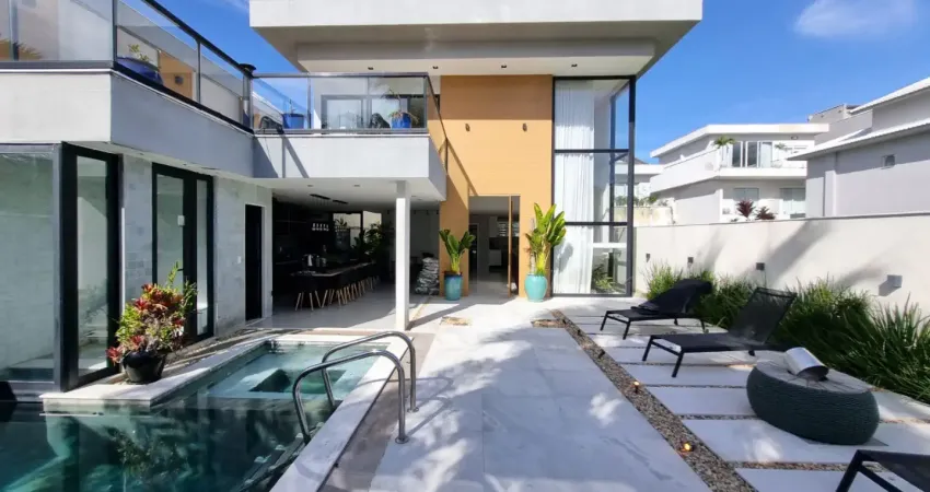 Casa em condomínio fechado com 4 quartos à venda na Estrada Vereador Alceu de Carvalho, 555, Recreio dos Bandeirantes, Rio de Janeiro