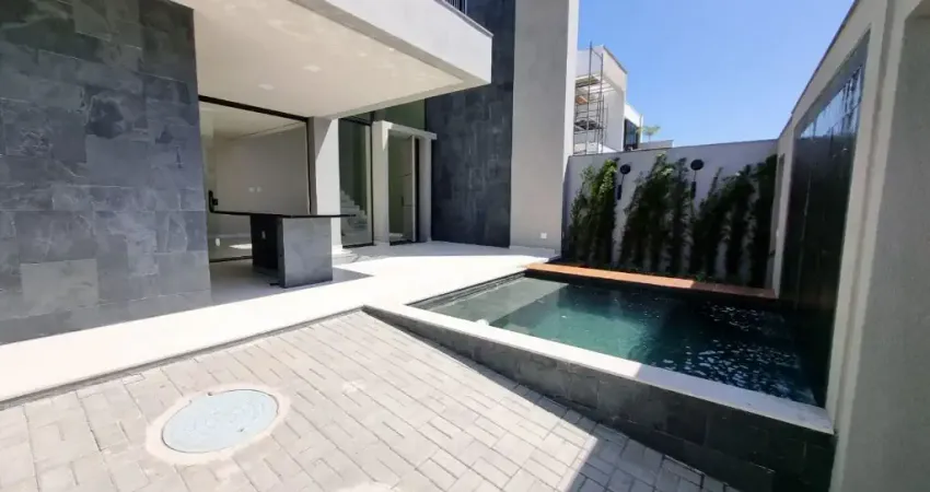 Casa em condomínio fechado com 4 quartos à venda na Rua Daniel Barreto dos Santos, 13, Vargem Pequena, Rio de Janeiro