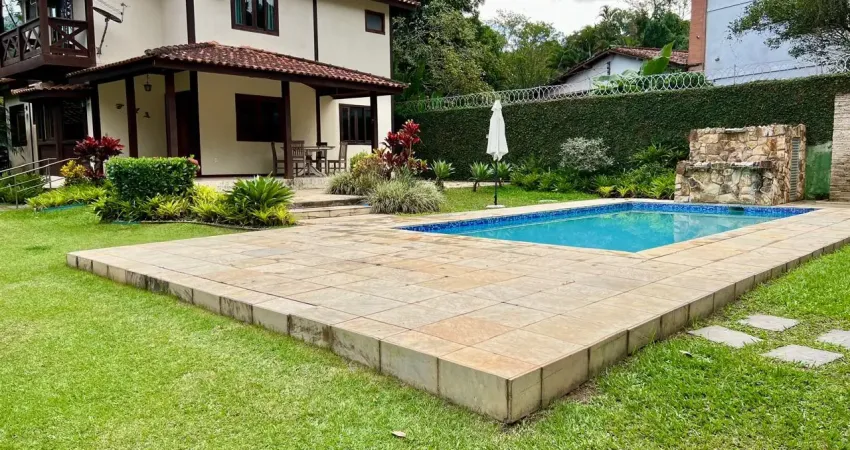 Casa em condomínio fechado com 4 quartos à venda na Rua Pecegueiro do Amaral, 114, Vargem Pequena, Rio de Janeiro