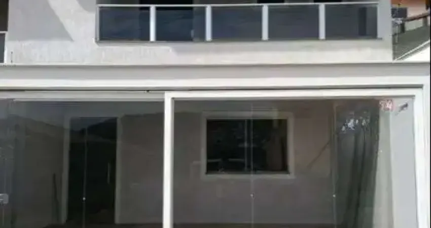 Casa com 3 quartos à venda no Lúcio de Abreu, Contagem 