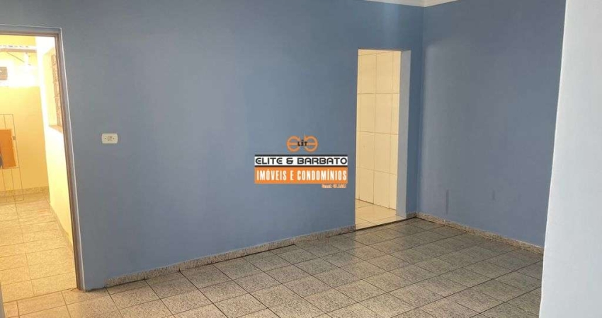 Ótima casa para Alugar com Garagem - Av. Brasília, Campanário, Diadema