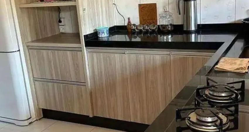 Casa com 3 dormitórios à venda, 108 m² por R$ 350.000,00 - Conjunto Habitacional Santiago - Rolândia/PR