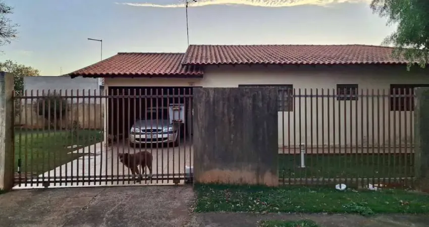Casa com 3 dormitórios à venda, 161 m² por R$ 400.000,00 - Jardim Capricornio - Rolândia/PR