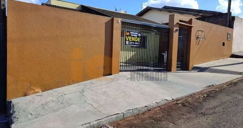 Casa com 2 dormitórios à venda por R$ 380.000,00 - Jardim Imperial - Rolândia/PR