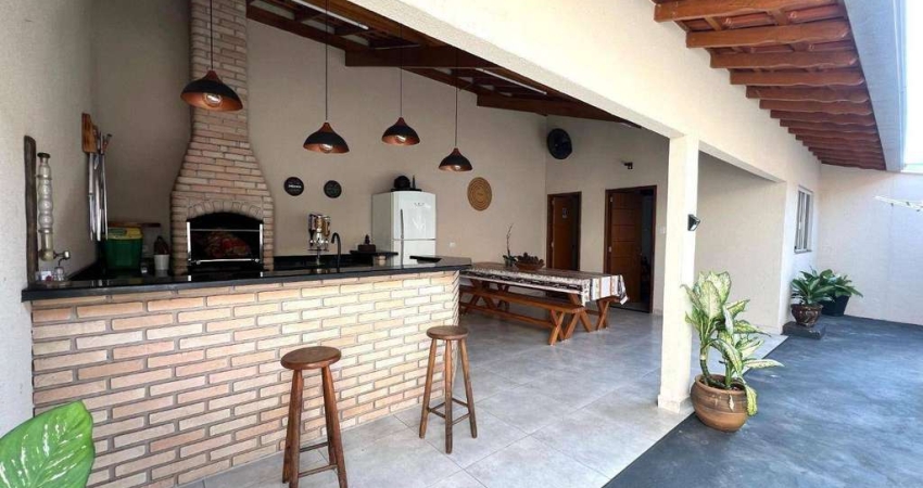 Casa com 3 dormitórios à venda, 116 m² por R$ 320.000,00 - Conjunto Habitacional Santiago - Rolândia/PR