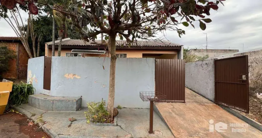 Casa com 2 dormitórios à venda, 90 m² por R$ 180.000 - Jardim Belo Horizonte - Rolândia/PR